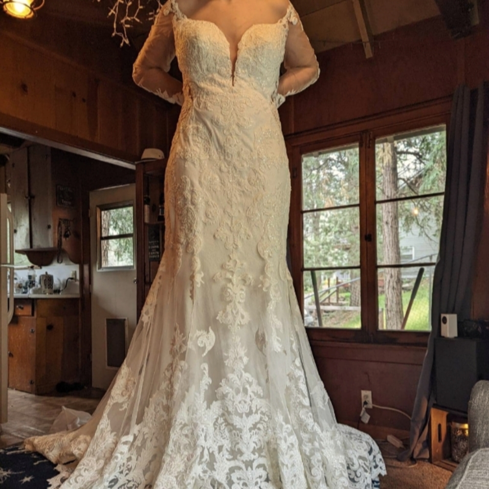 Martina Liana Wedding Dress
